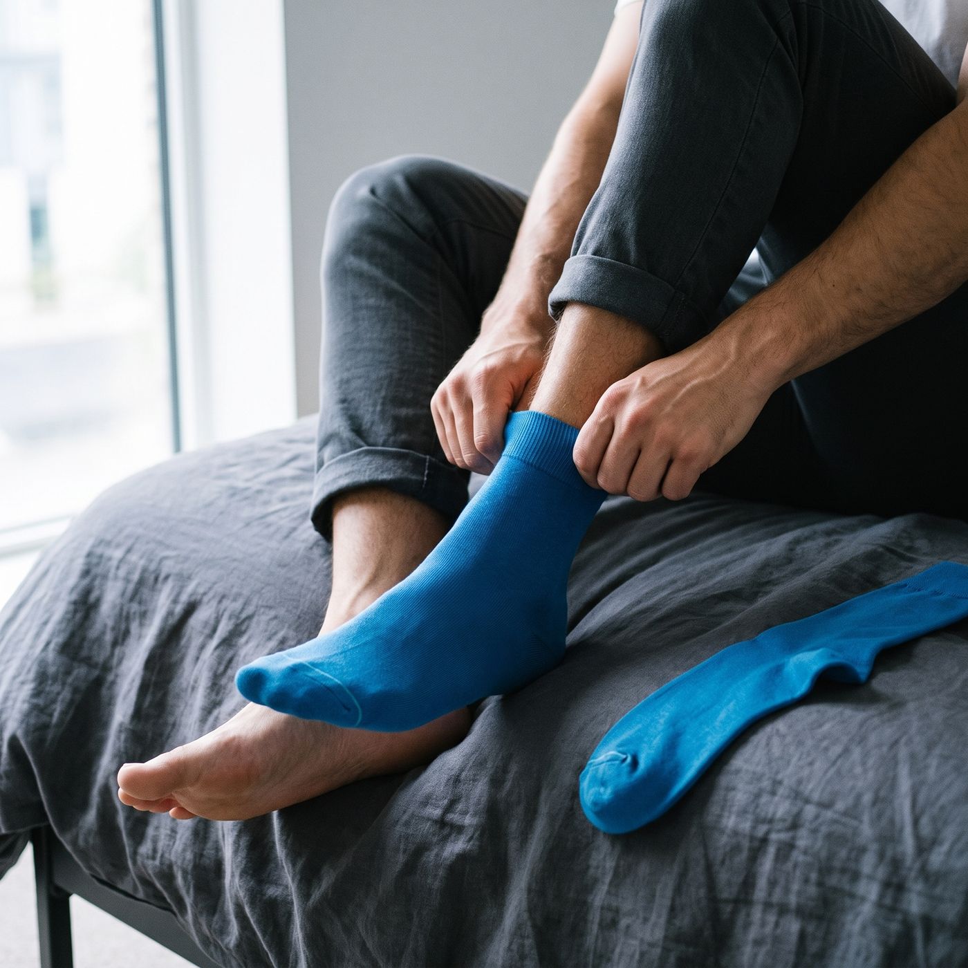 Morgens anziehen: Socke in Regatta-Blau